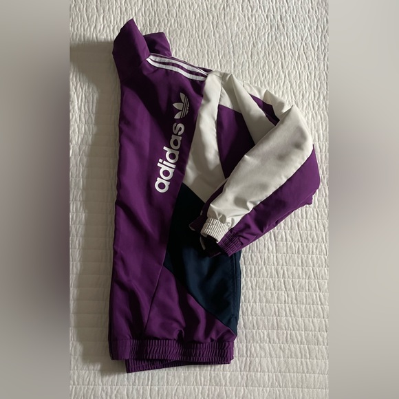 Adidas tracksuit - Picture 4 of 9